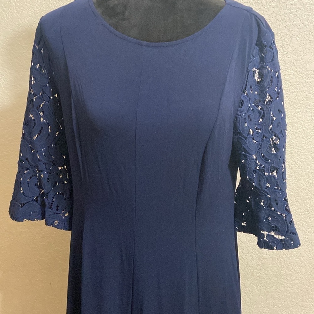 J Howard Dress - Picture 2 of 6